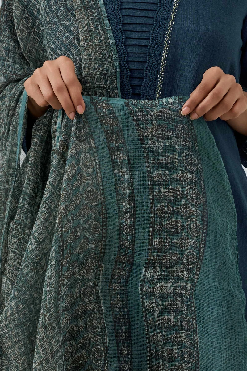 Akola Hand Block-Printed Kota Dupatta