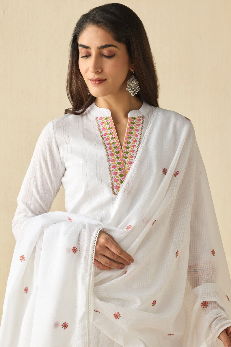 White Handcrafted Kota Dupatta