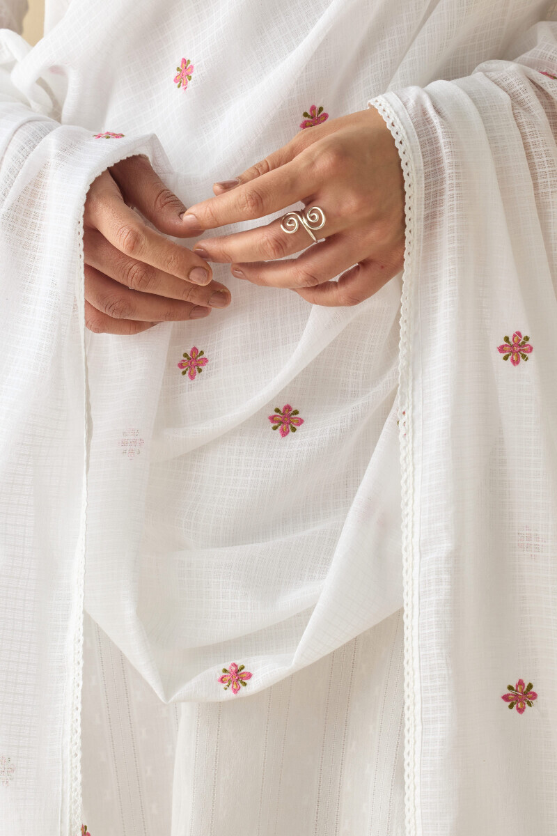 White Handcrafted Kota Dupatta