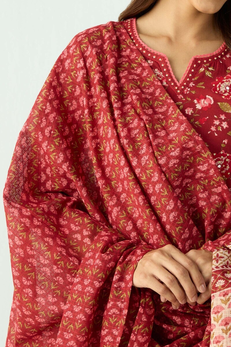 Maroon Hand Printed Kota Dupatta