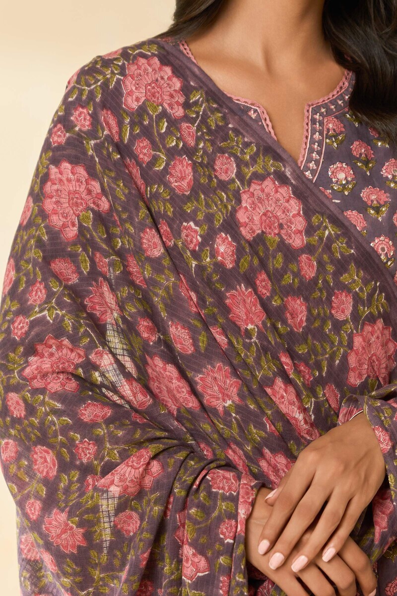 Mauve Hand Block Printed Kota Dupatta