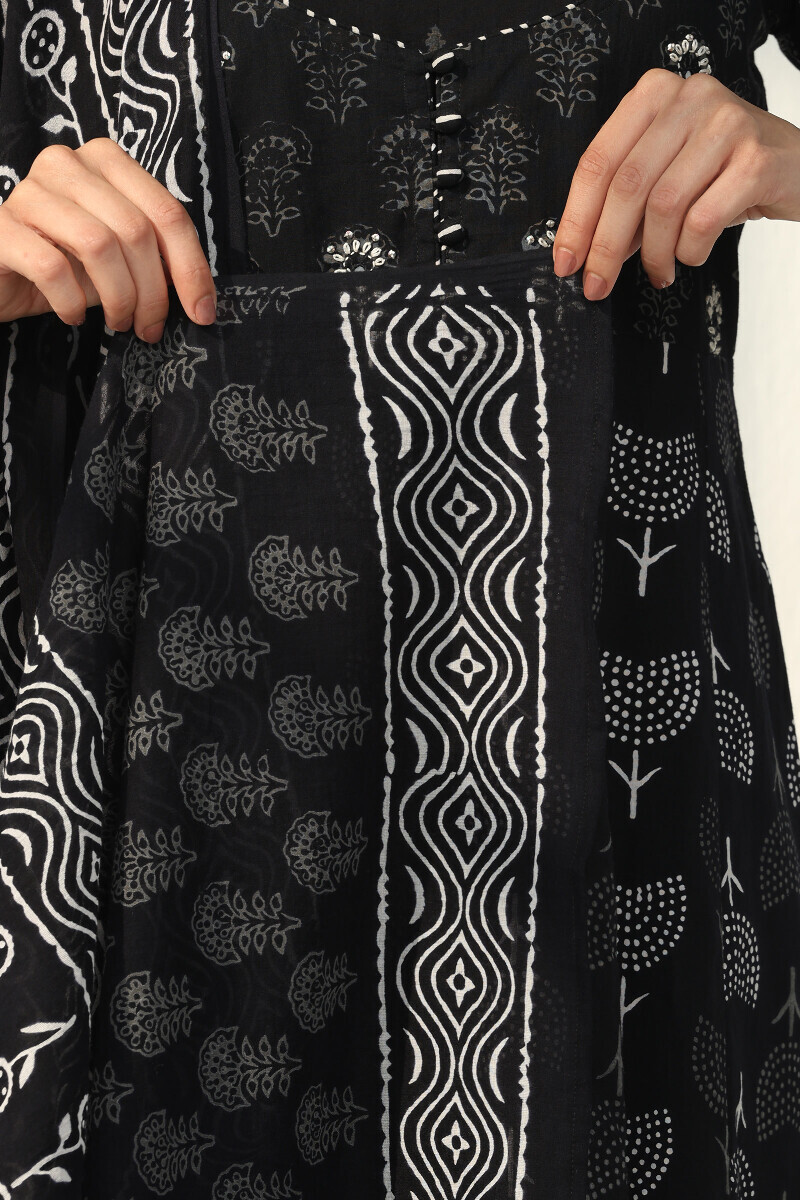 Black Hand Block Printed Cotton Mul Dupatta