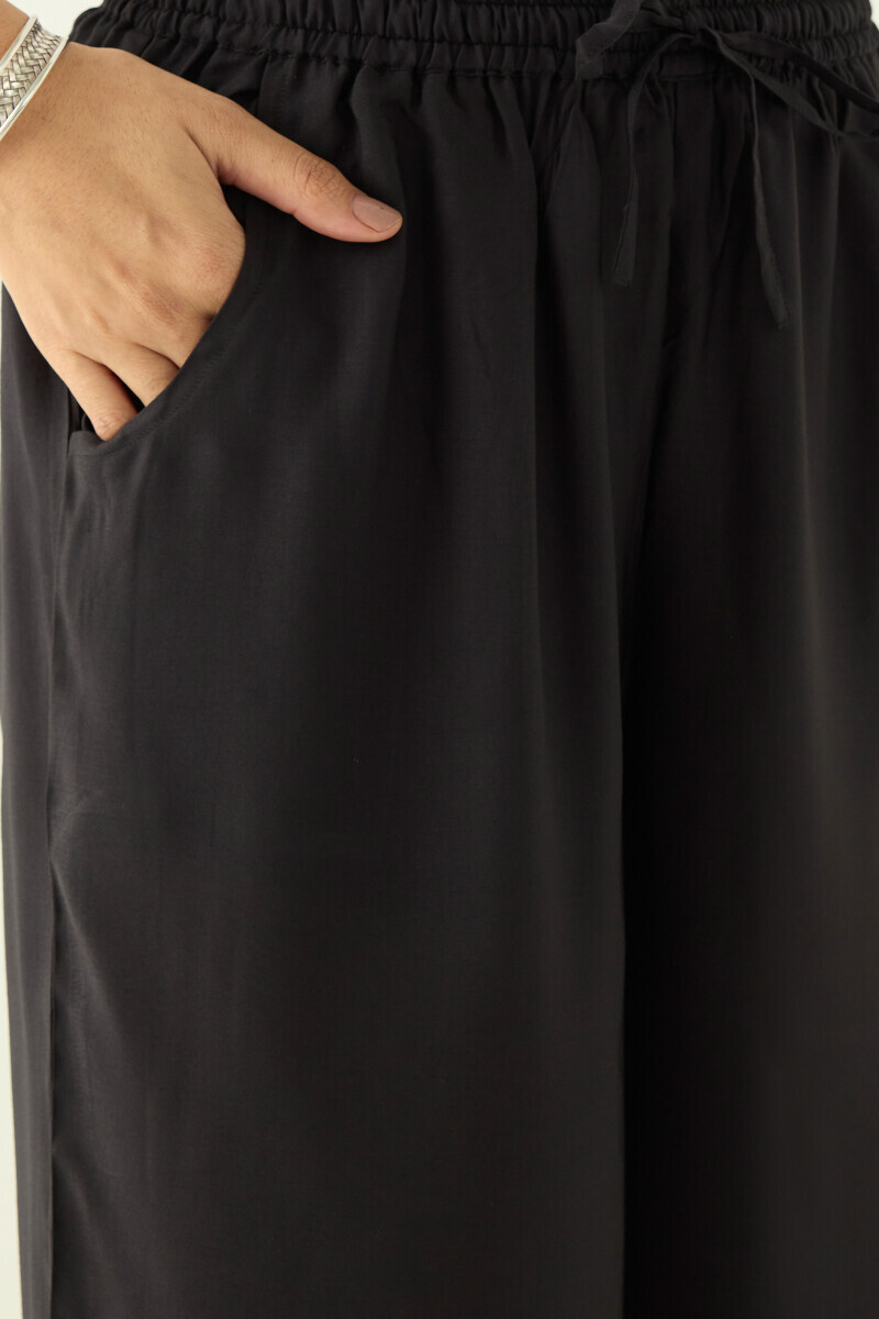 Black Handcrafted Viscose Farsi