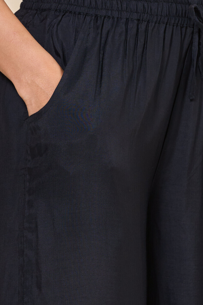 Black Handcrafted Viscose Farsi