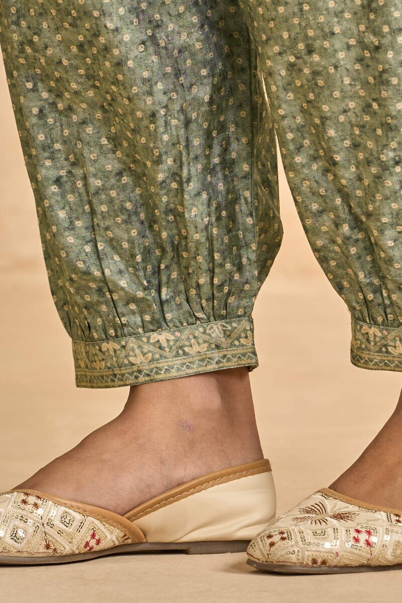 Green Printed Dola Silk Izhaar Pants