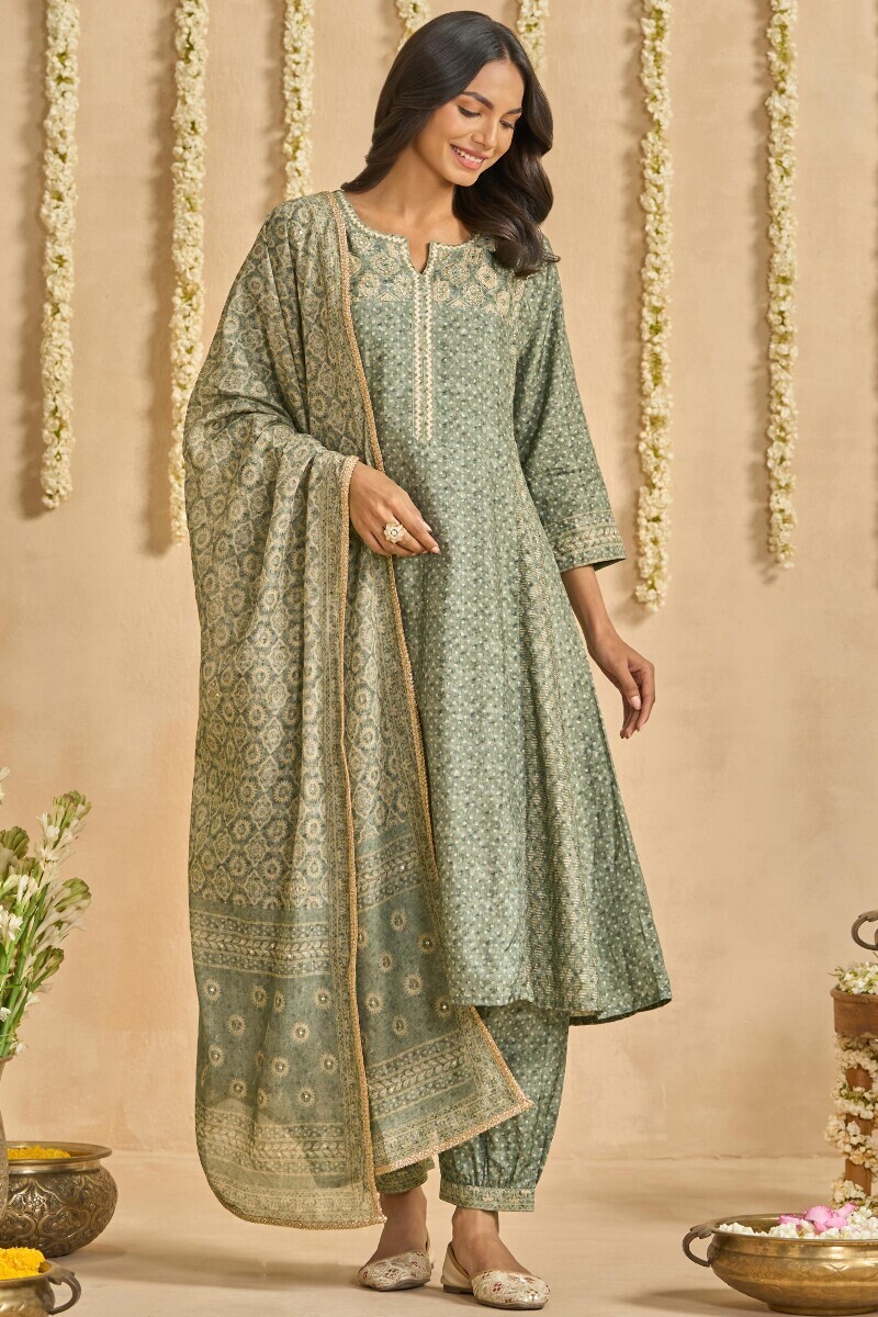 Green Printed Dola Silk Izhaar Pants