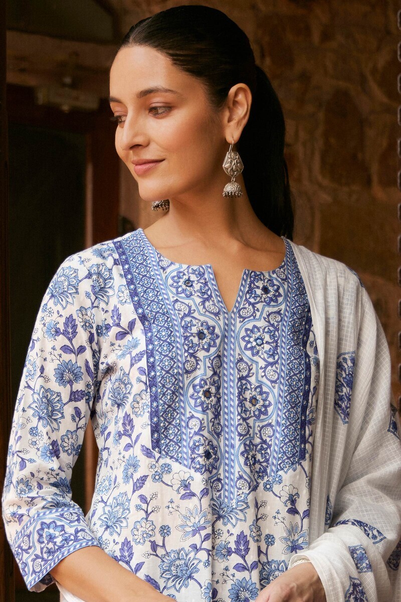 White Hand Printed Straight Cotton Dobby Kurta