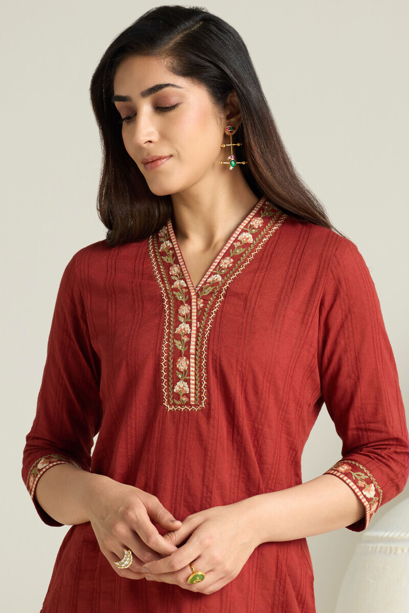 Maroon Handcrafted Straight Cotton Dobby Kurta