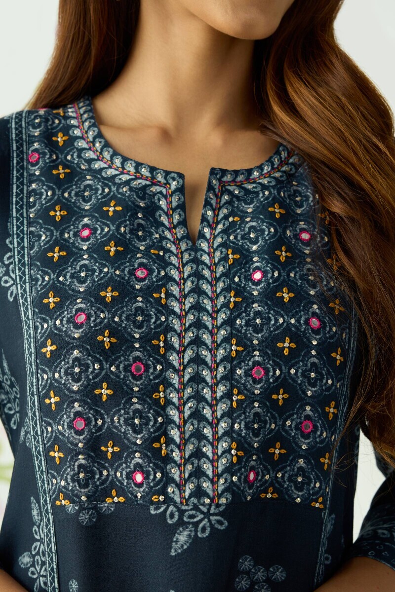 Blue Printed Straight Viscose Kurta