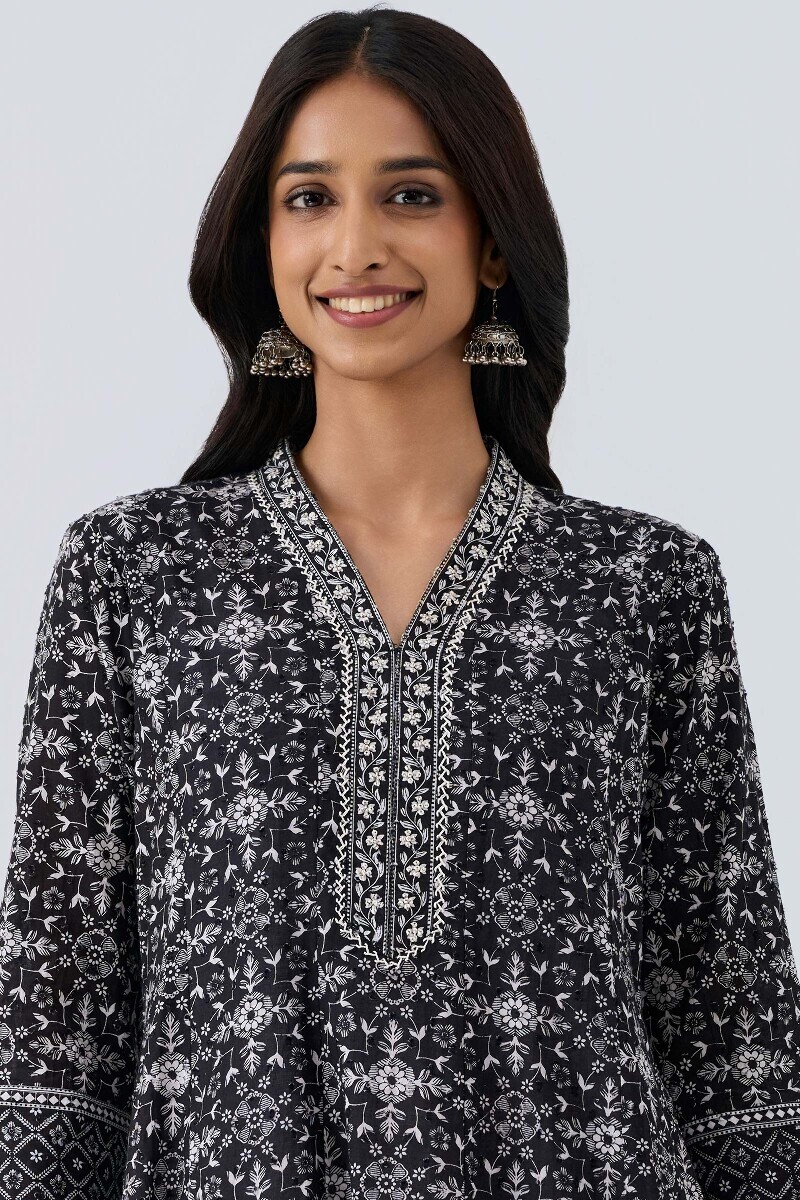 Black Hand Printed Anarkali Cotton Dobby Kurta
