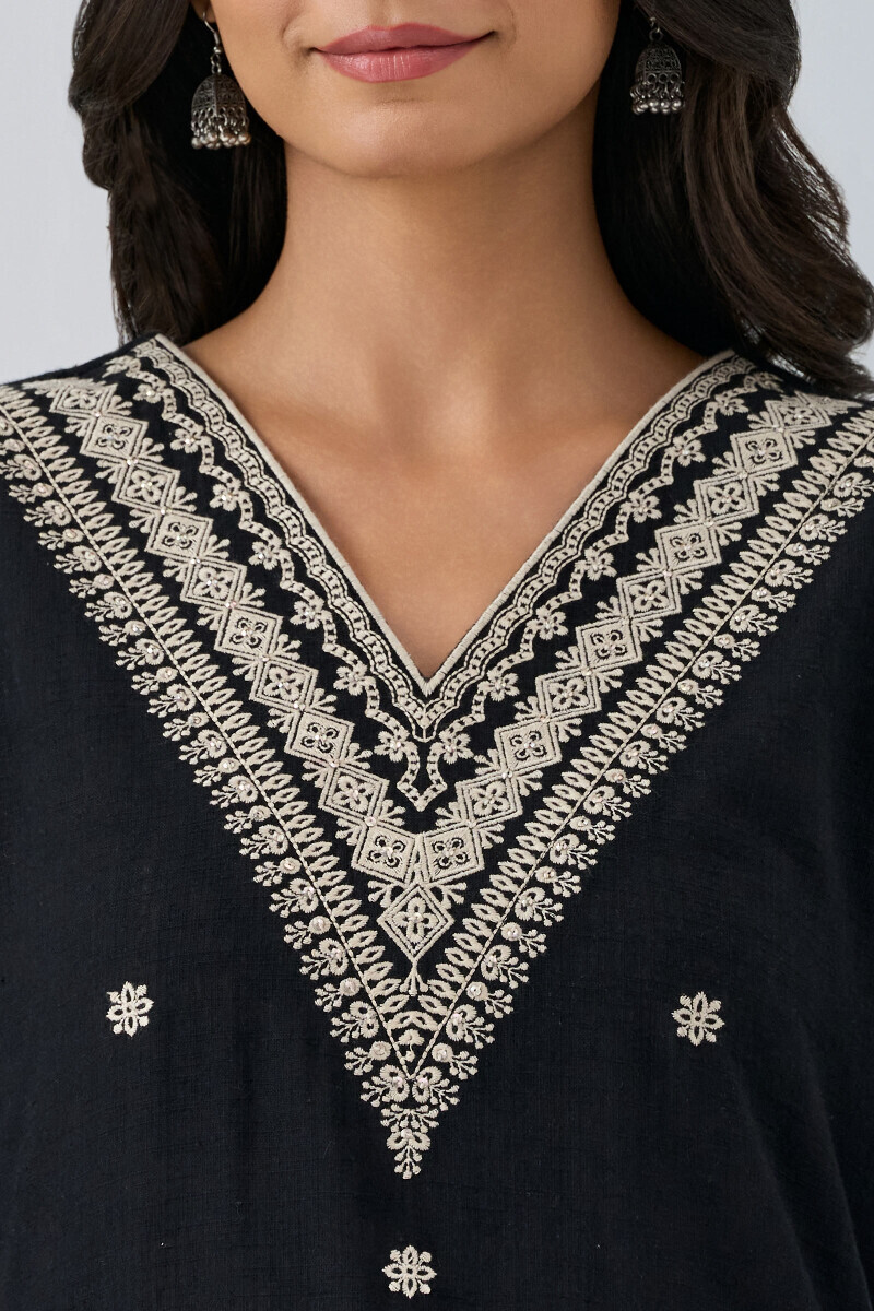 Black Handcrafted Straight Cotton Flax Kurta