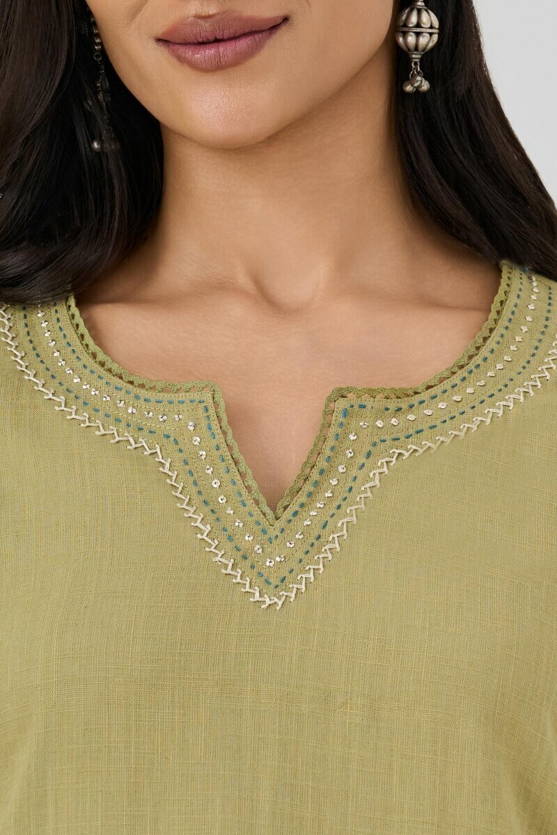 Green Handcrafted Straight Gauze Slub Kurta