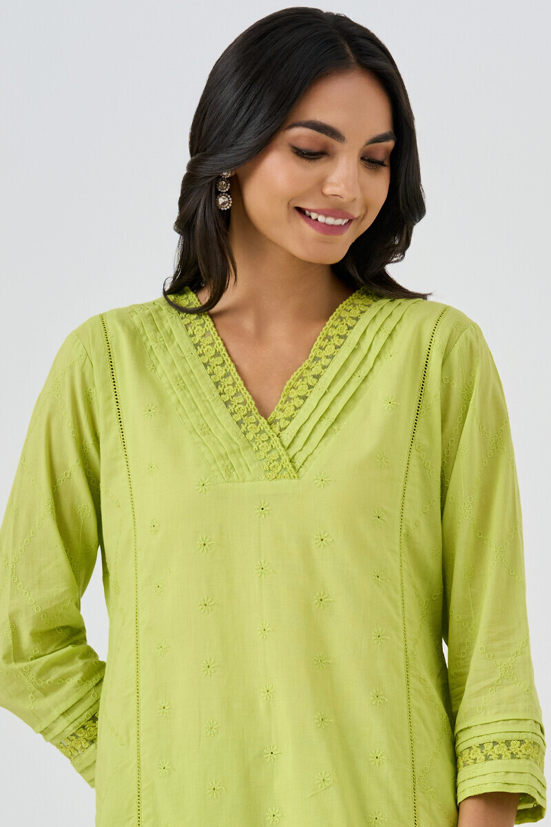 Green Handcrafted Straight Schiffli Kurta