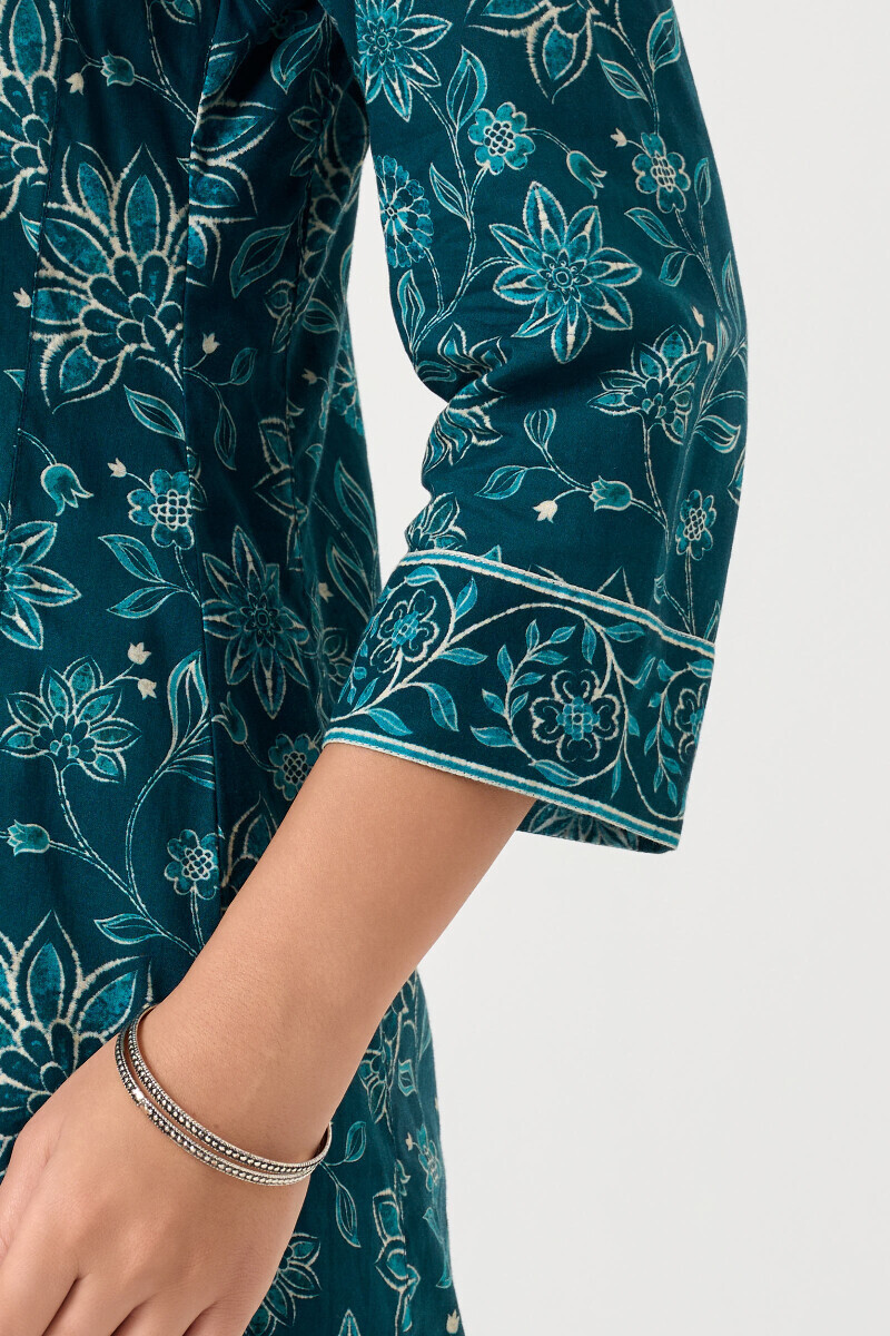Blue Printed Straight Cotton Kurta