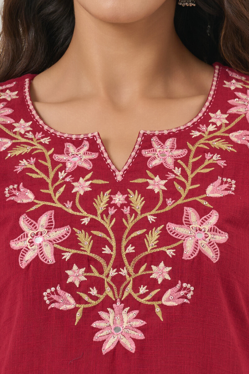 Maroon Handcrafted Straight Gauze Slub Kurta
