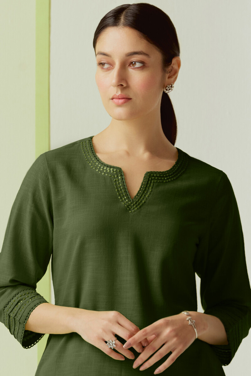 Green Handcrafted Straight Gauze Slub Kurta