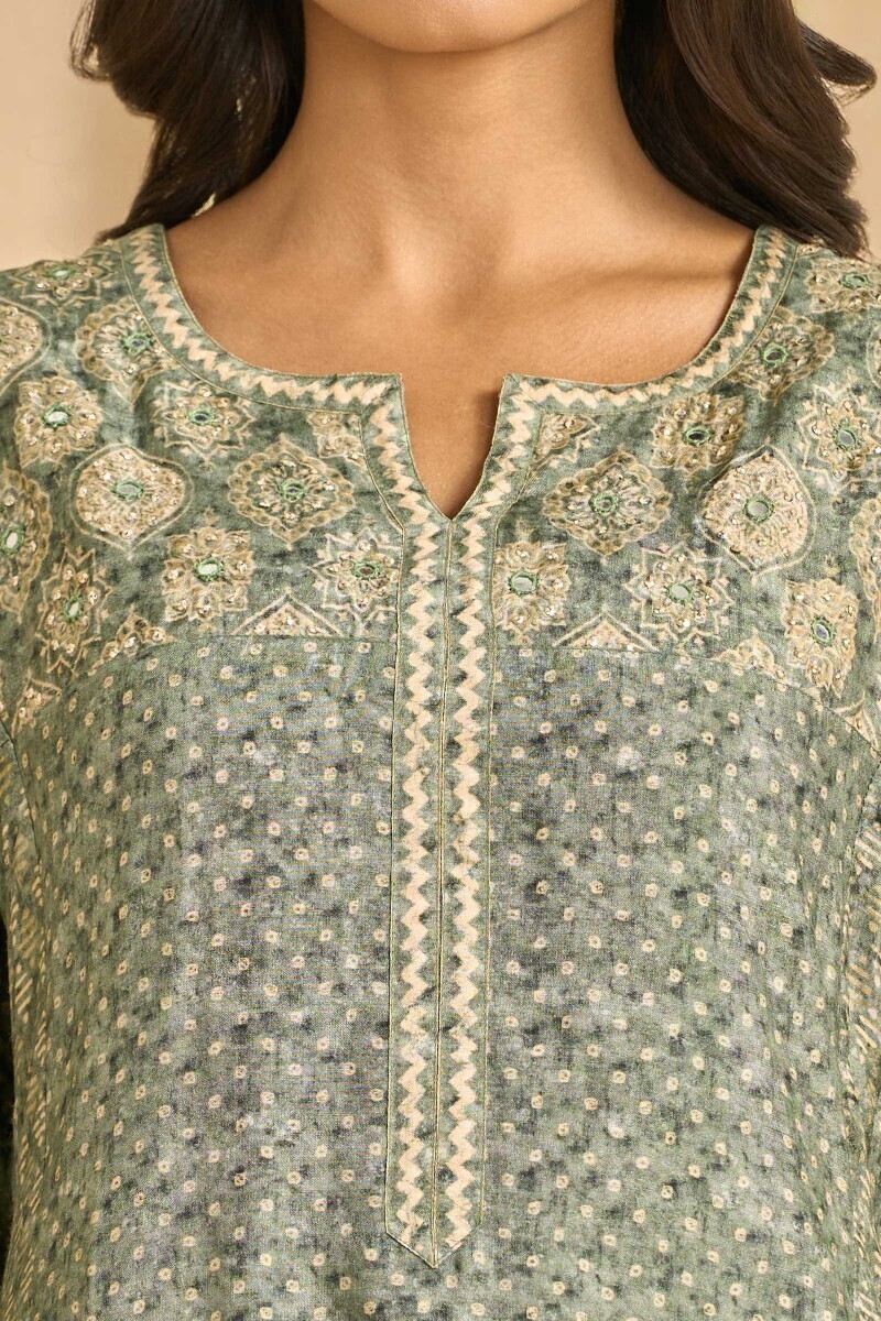 Green Printed A-Line Dola Silk Kurta
