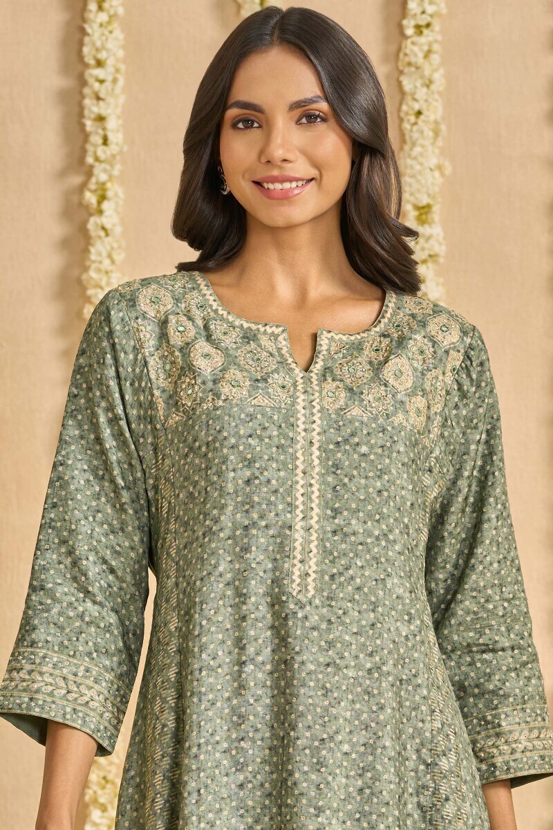 Green Printed A-Line Dola Silk Kurta