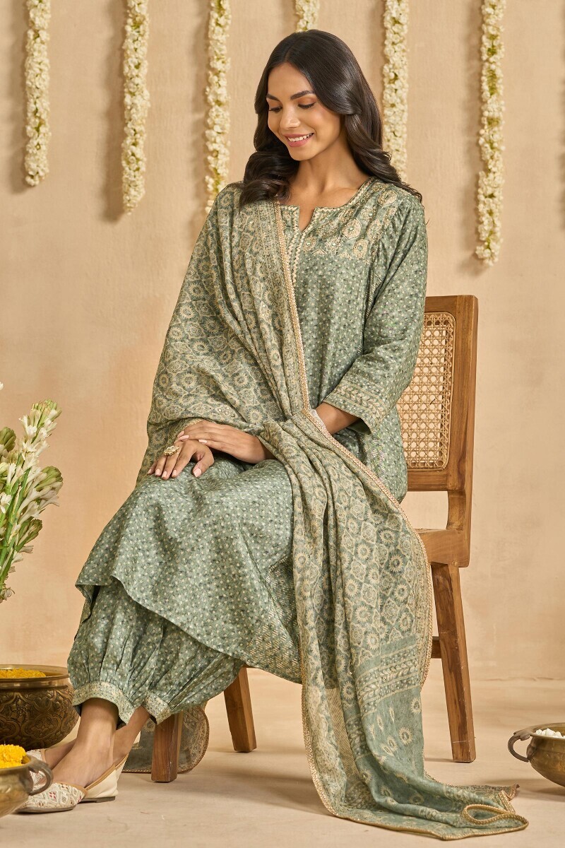 Green Printed A-Line Dola Silk Kurta