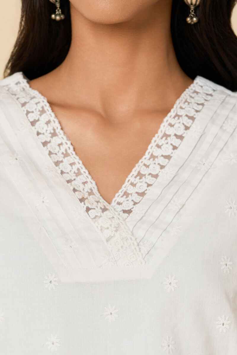 White Handcrafted Straight Cotton Kurta