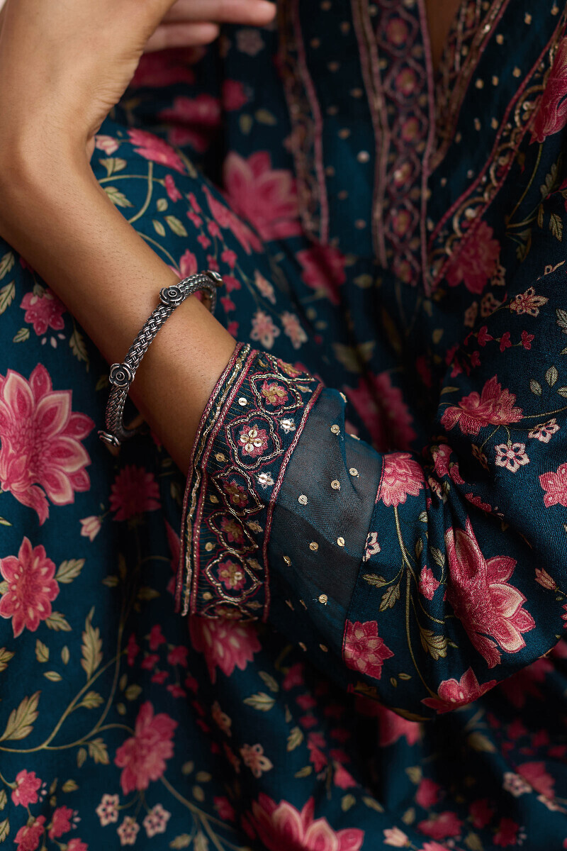 Blue Printed Straight Dola Silk Kurta
