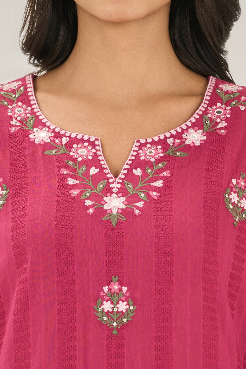 Pink Handcrafted Straight Cotton Dobby Kurta