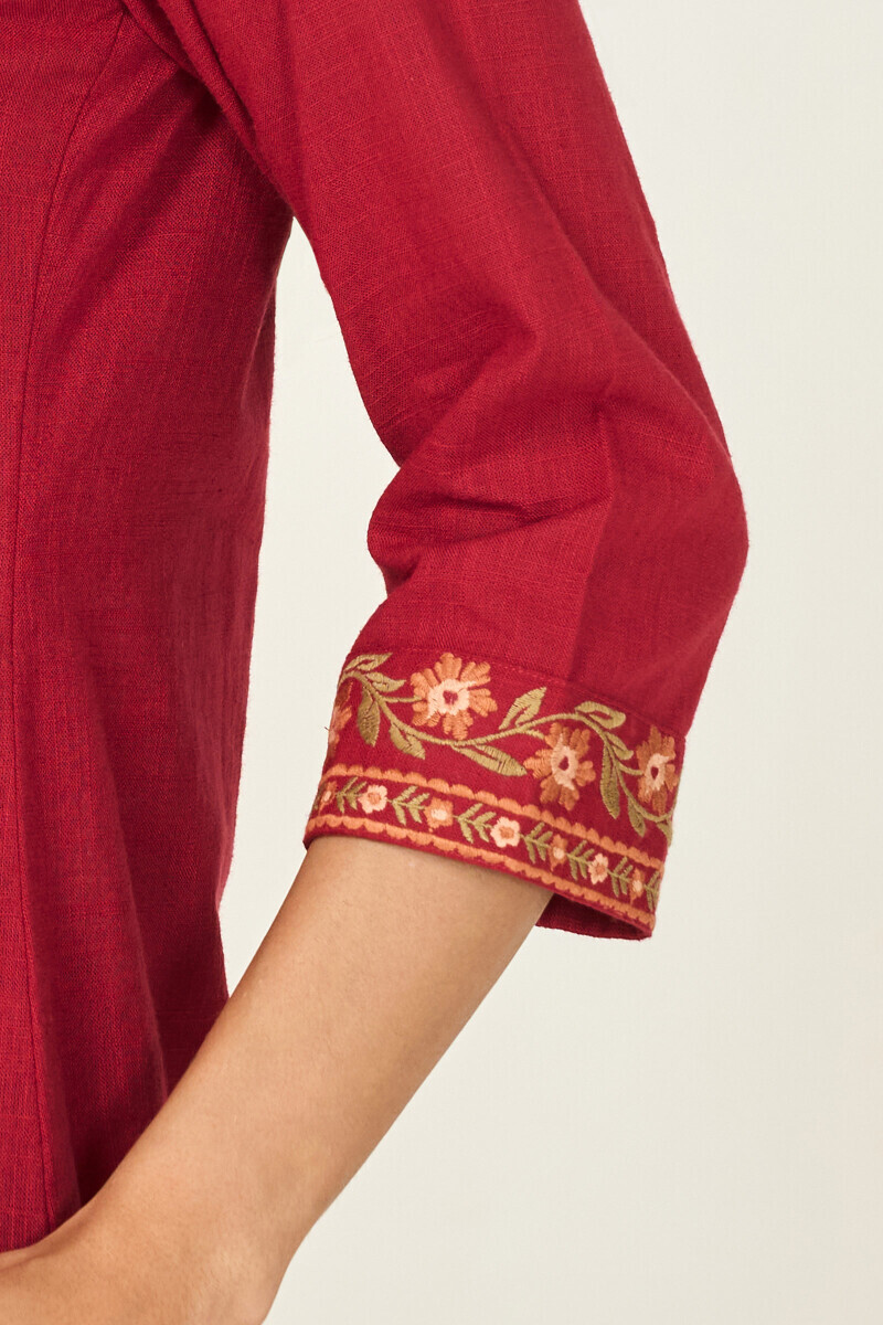 Red Handcrafted Straight Gauze Slub Kurta