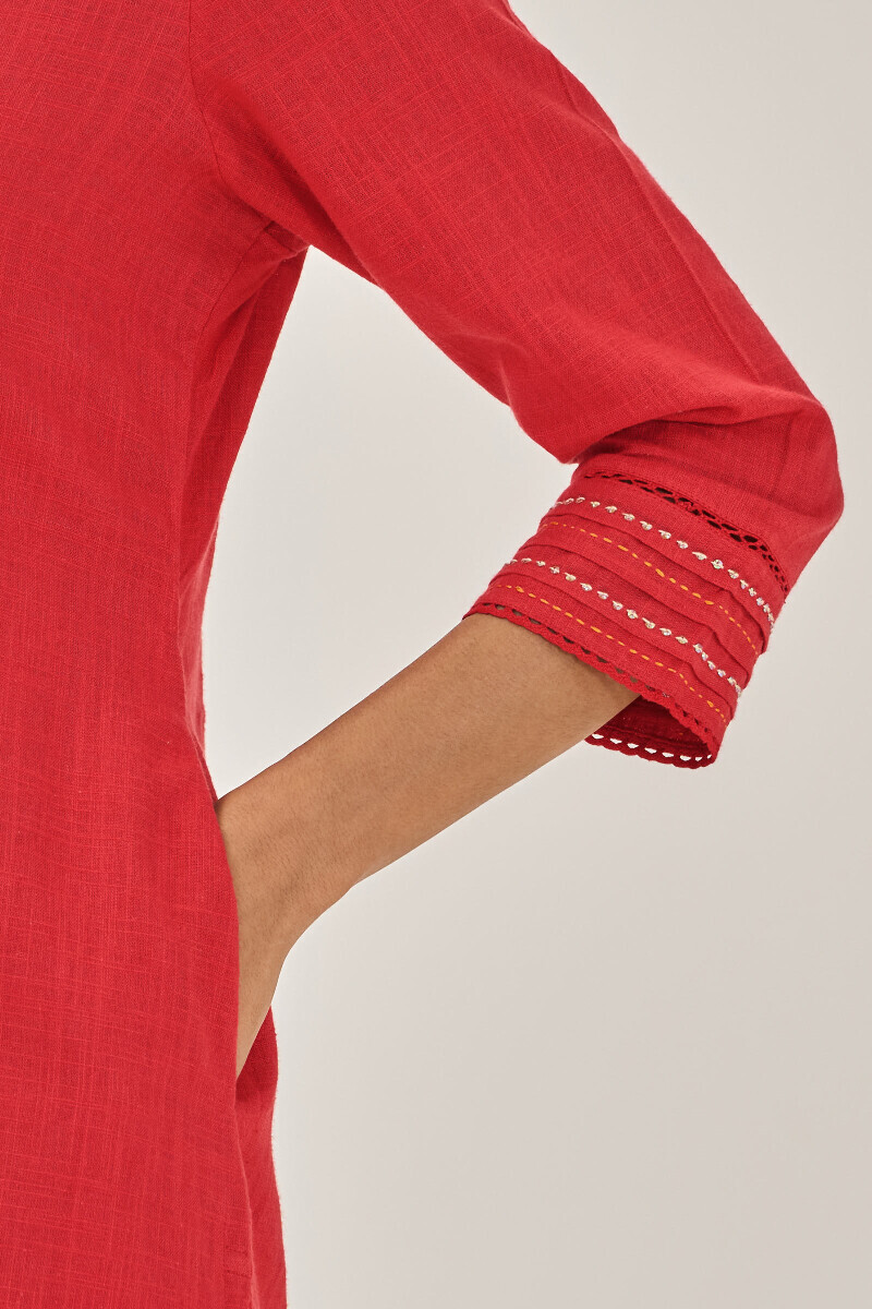 Red Handcrafted Straight Gauze Slub Kurta