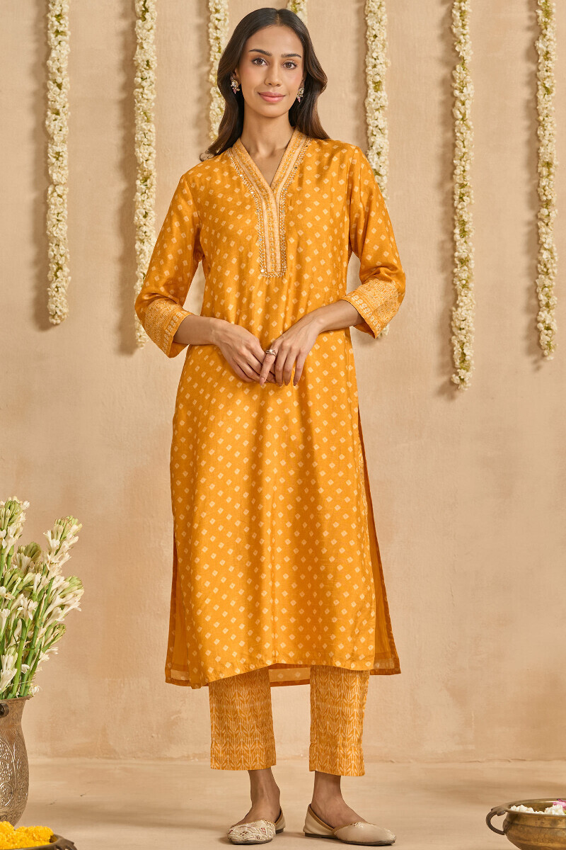Yellow Printed Straight Dola Silk Kurta