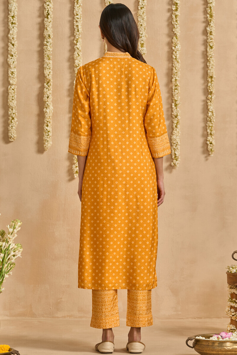 Yellow Printed Straight Dola Silk Kurta