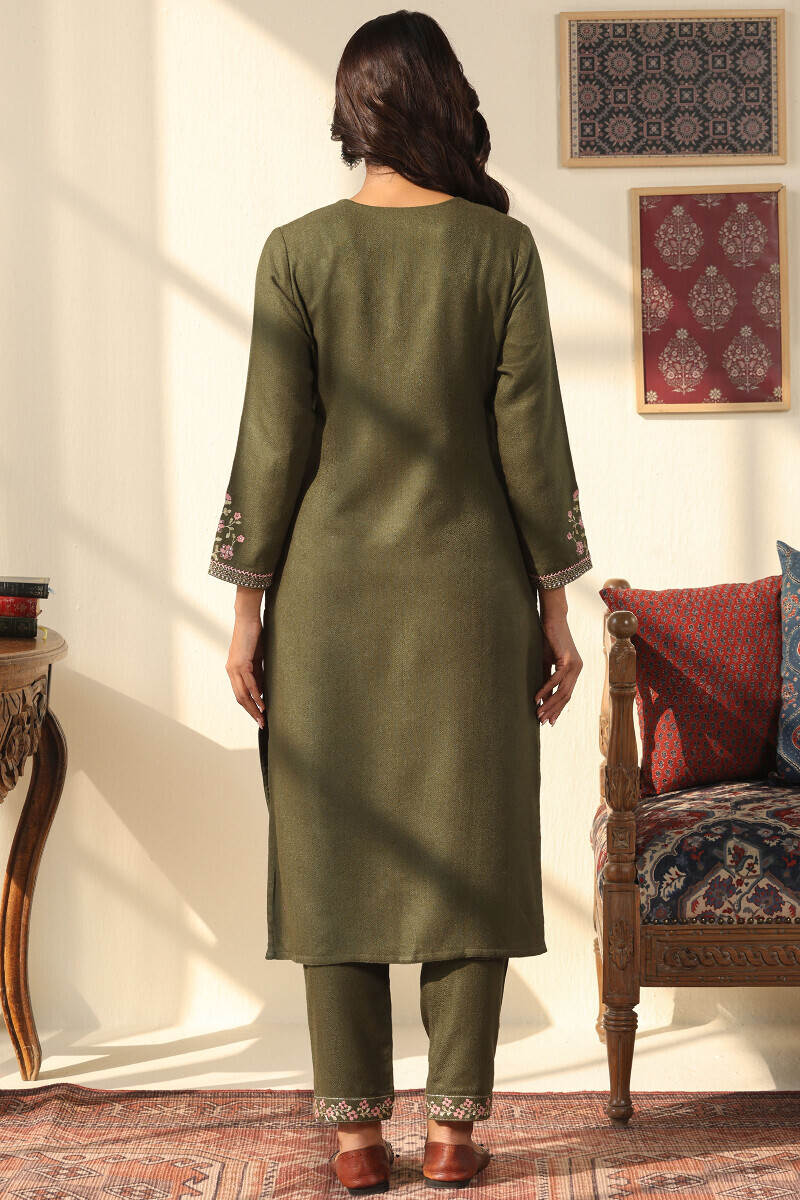 Green Handcrafted Straight Faux Wool Kurta