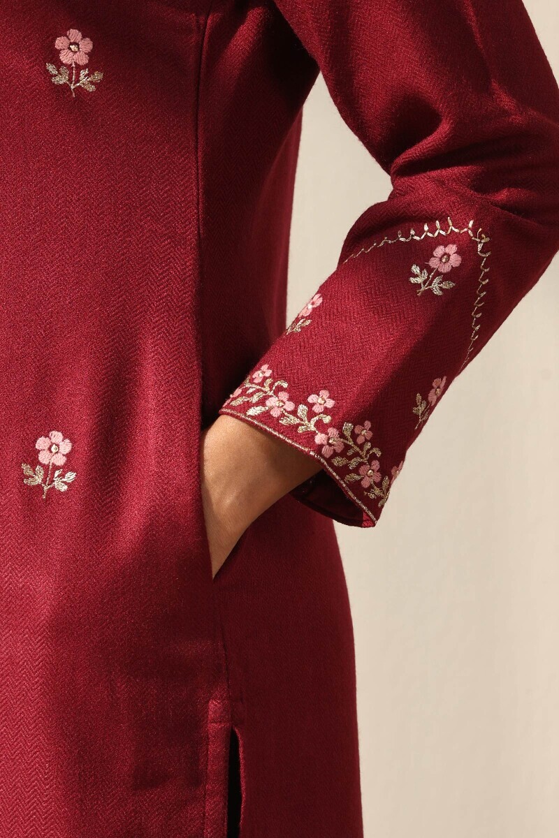 Maroon Handcrafted Straight Faux Wool Kurta