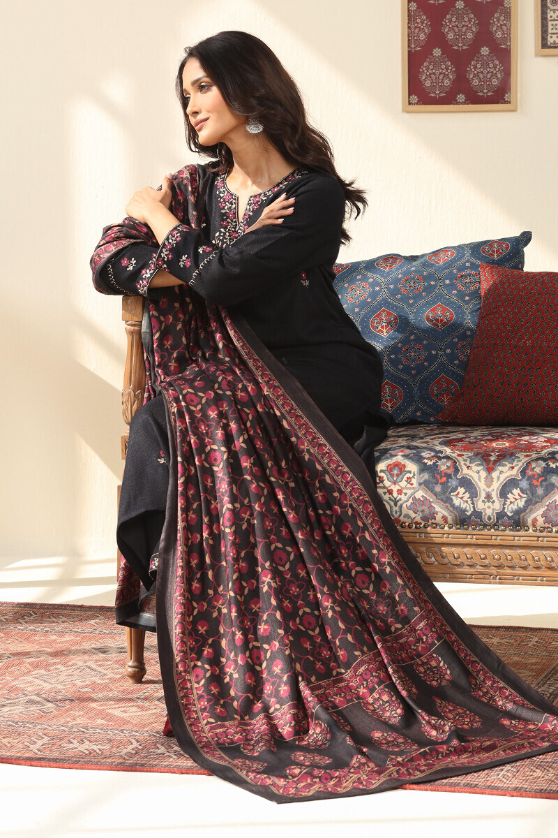 Black Handcrafted Straight Faux Wool Kurta