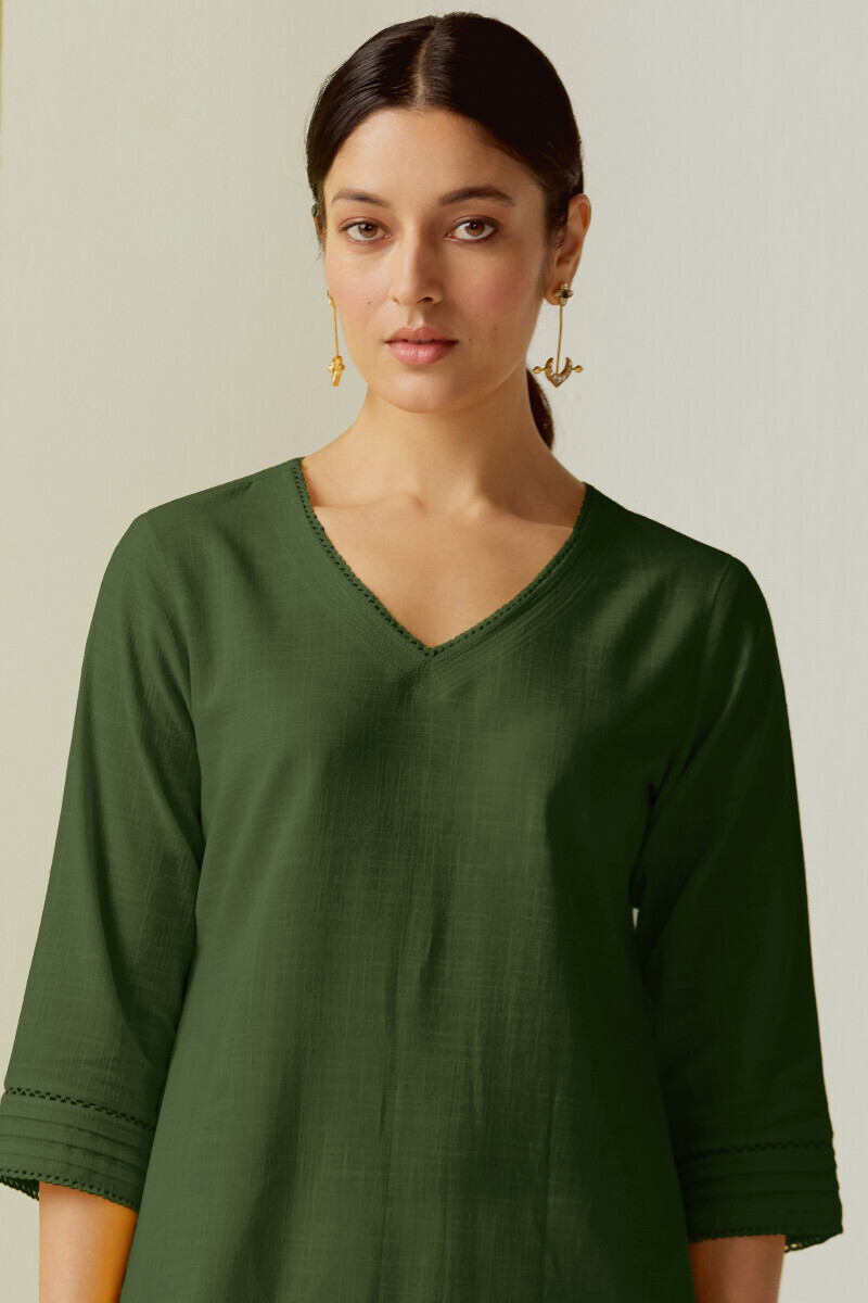 Green Handcrafted Straight Gauze Slub Kurta