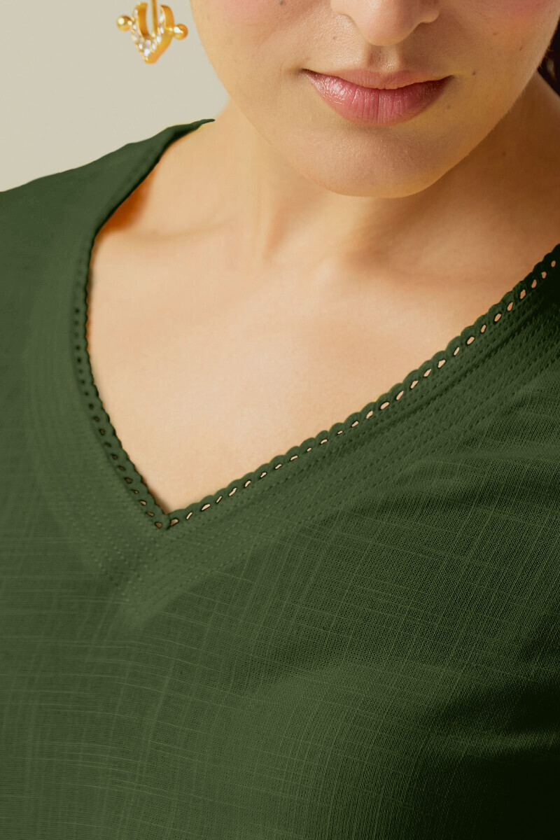 Green Handcrafted Straight Gauze Slub Kurta