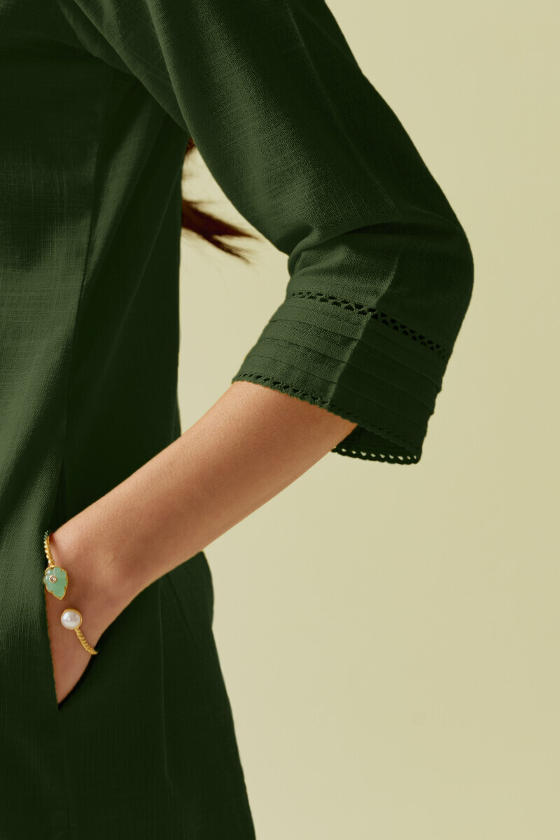 Green Handcrafted Straight Gauze Slub Kurta