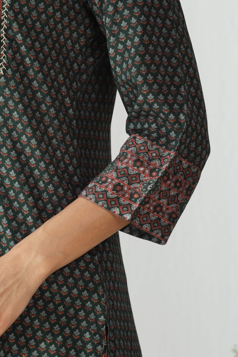 Green Printed Straight Viscose Kurta