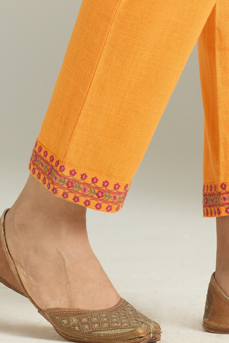 Mustard Handcrafted Gauze Slub Narrow Pants