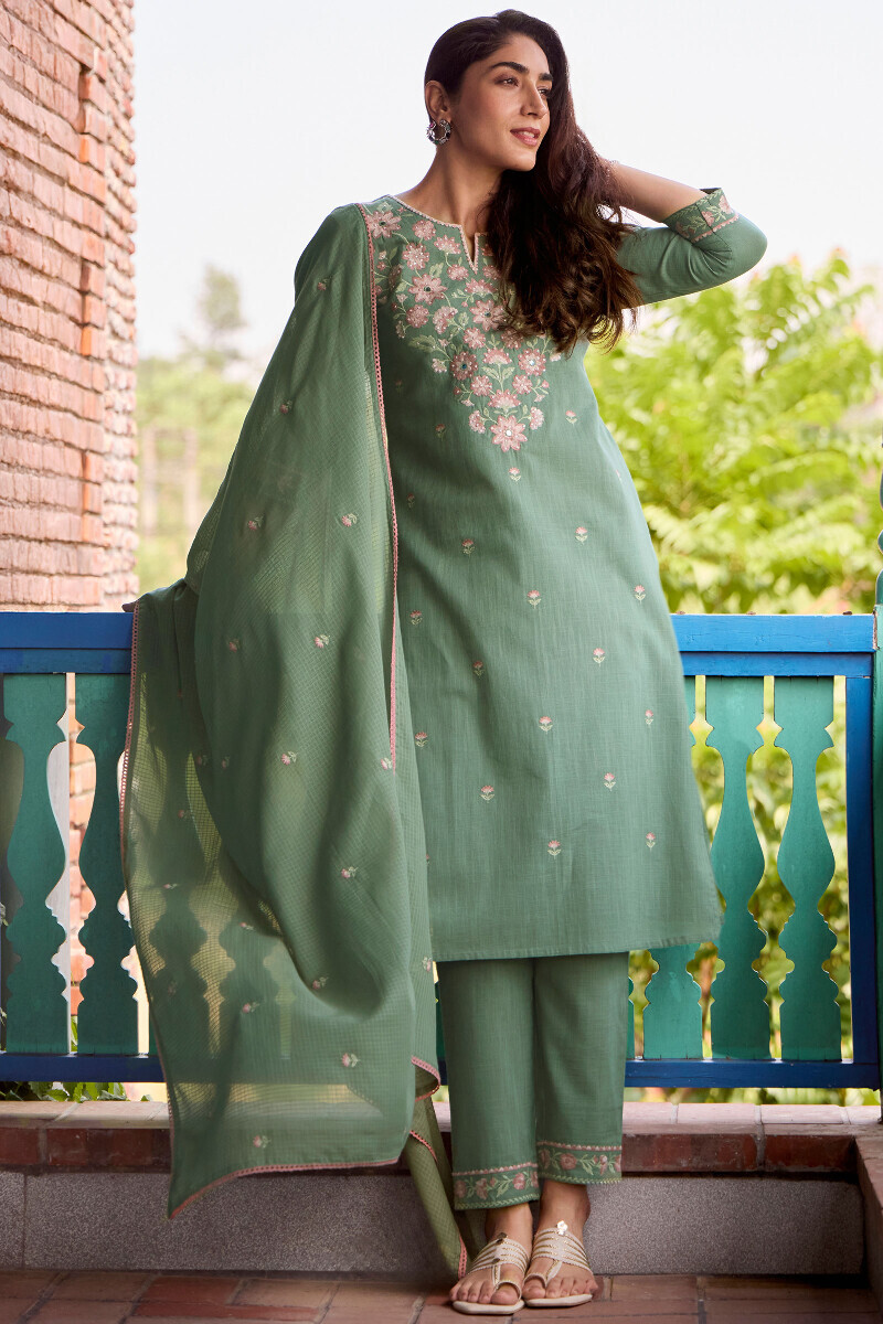 Green Handcrafted Gauze Slub Narrow Pants