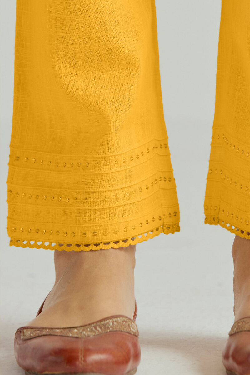 Yellow Handcrafted Gauze Slub Narrow Pants