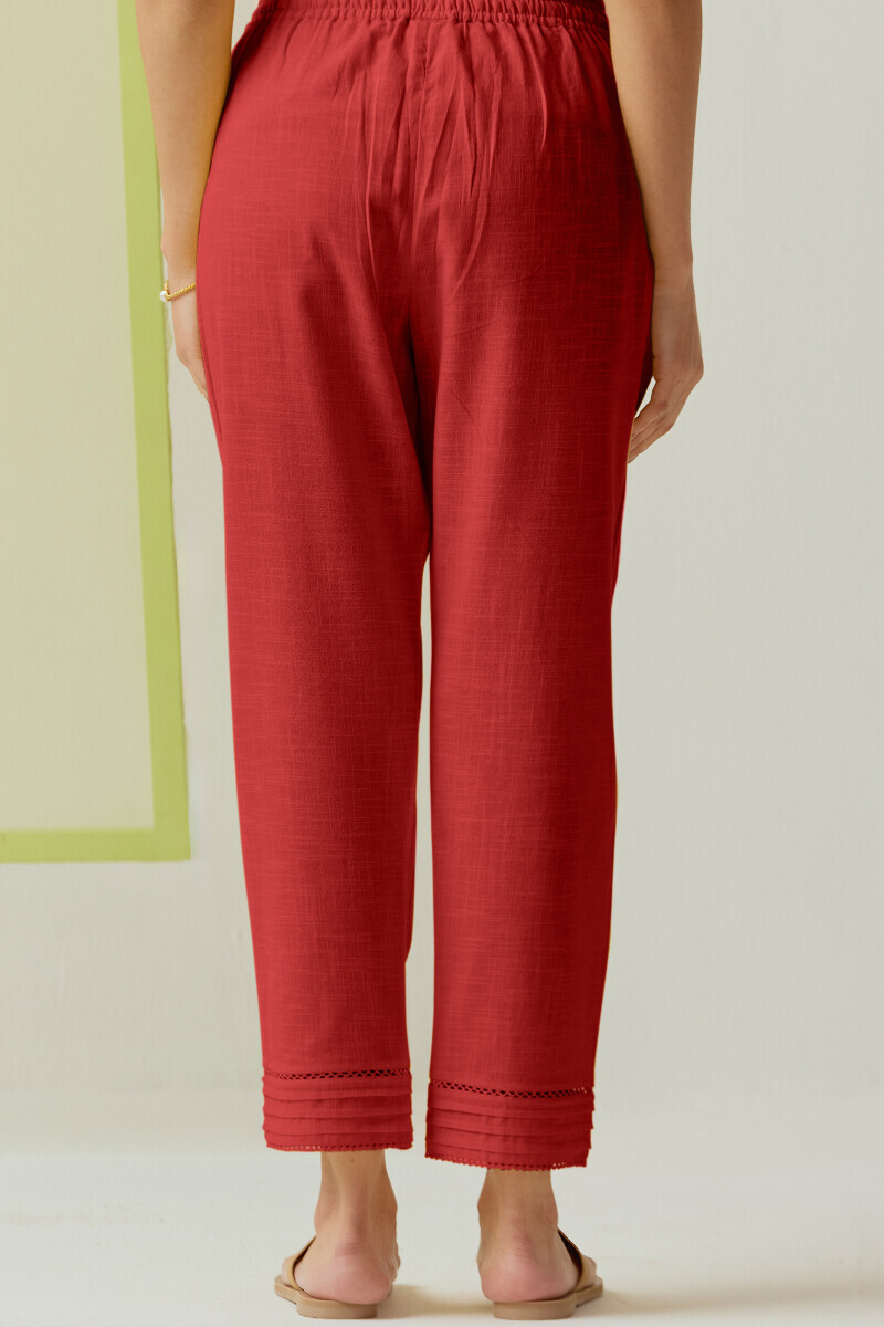 Red Handcrafted Gauze Slub Narrow Pants