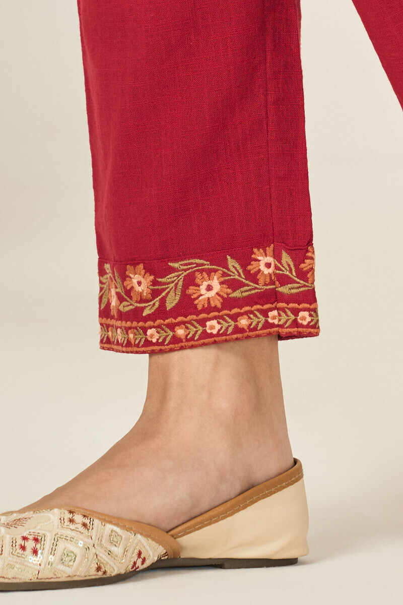 Red Handcrafted Gauze Slub Narrow Pants