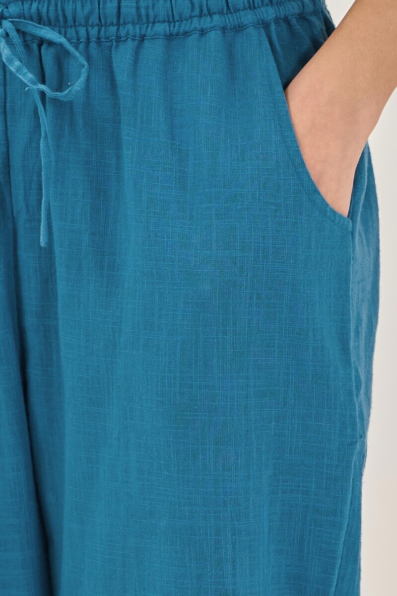 Blue Handcrafted Gauze Slub Narrow Pants