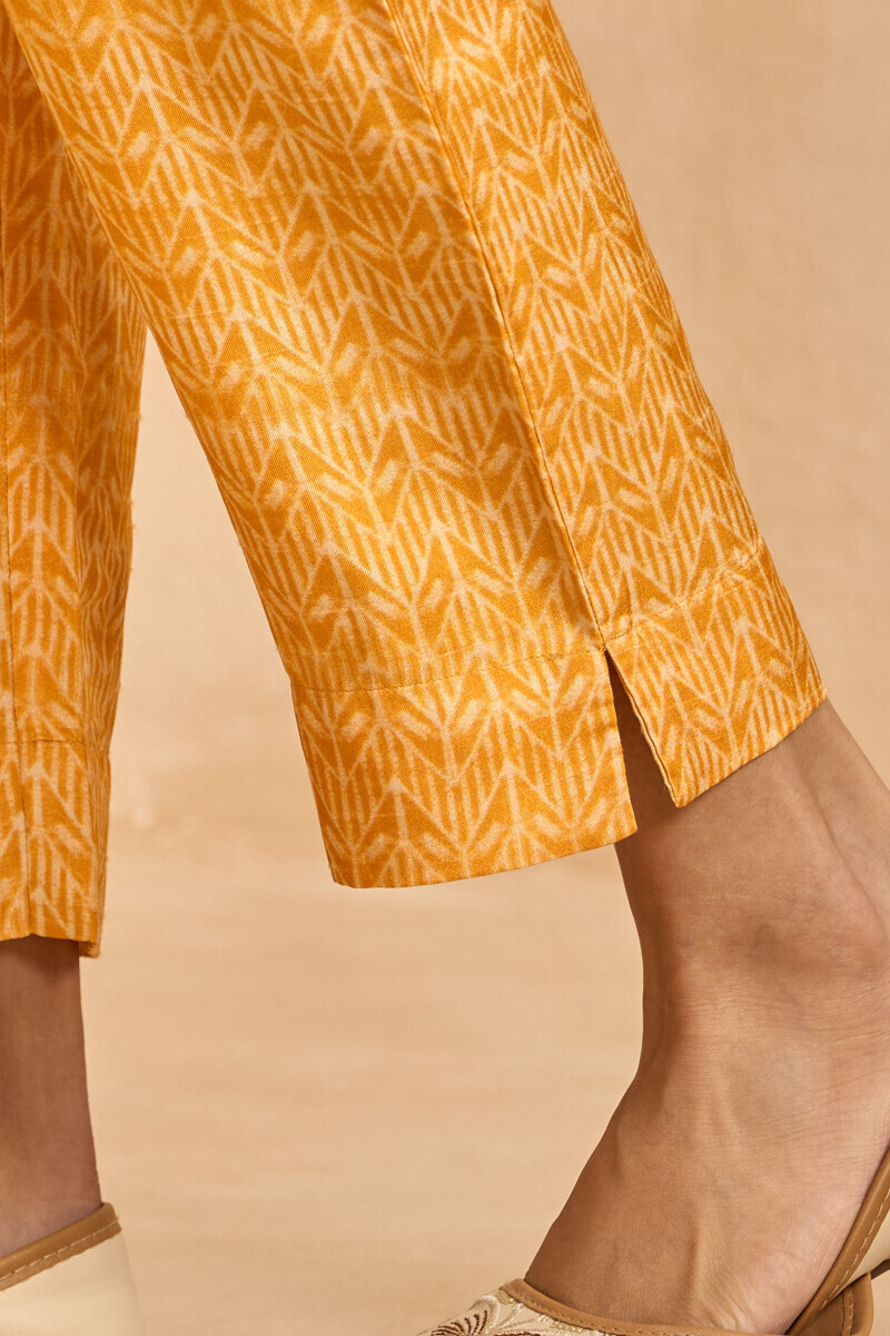 Yellow Printed Dola Silk Narrow Pants