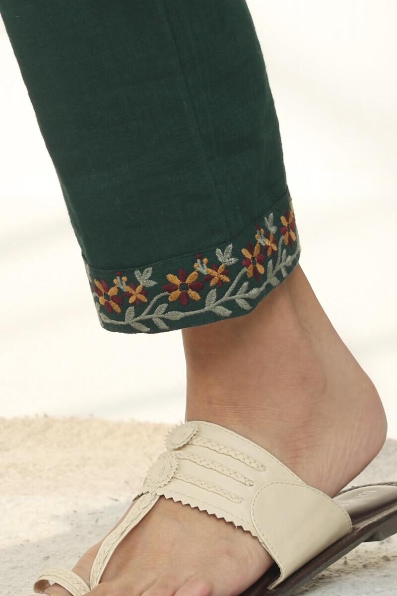 Green Handcrafted Gauze Slub Narrow Pants