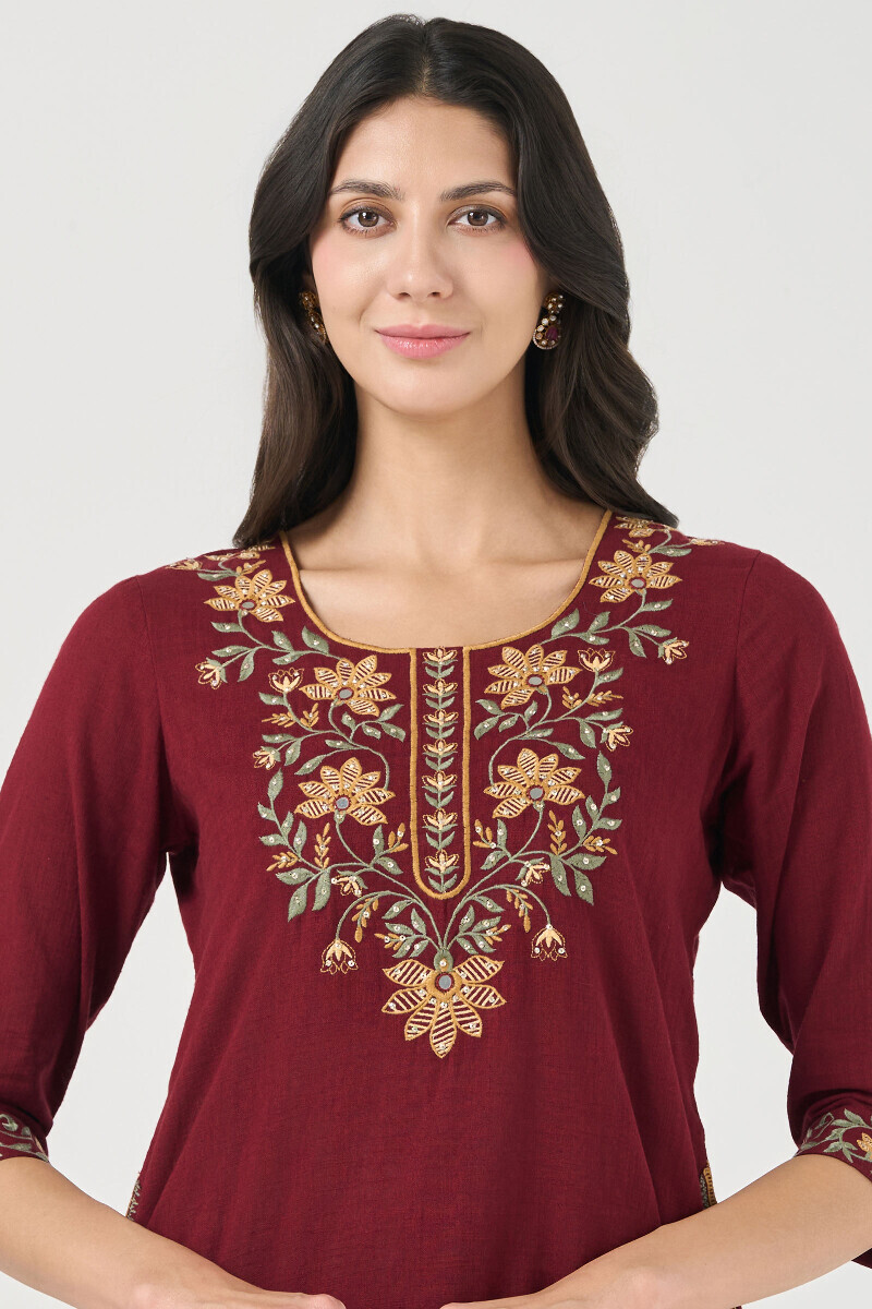 Maroon Handcrafted Short Medium Gauze Slub Kurta