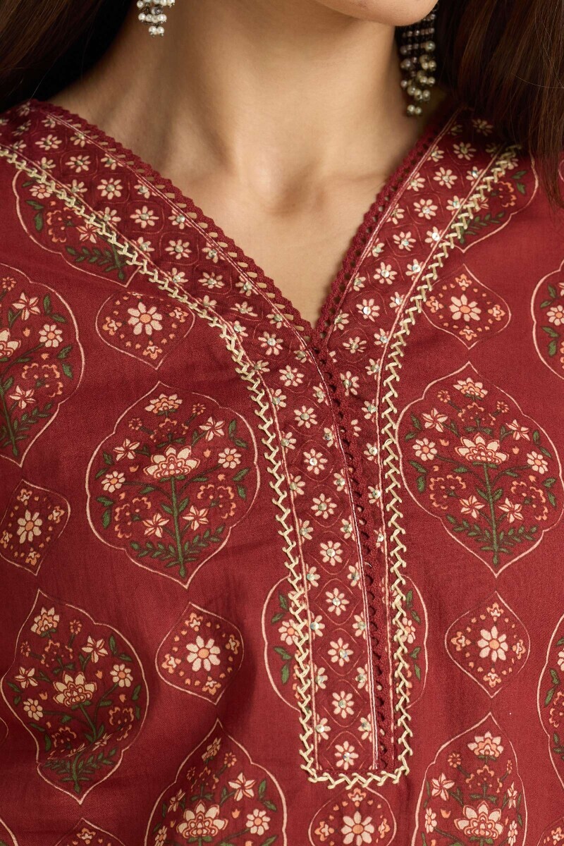 Maroon Hand Printed Short Cotton Kurta