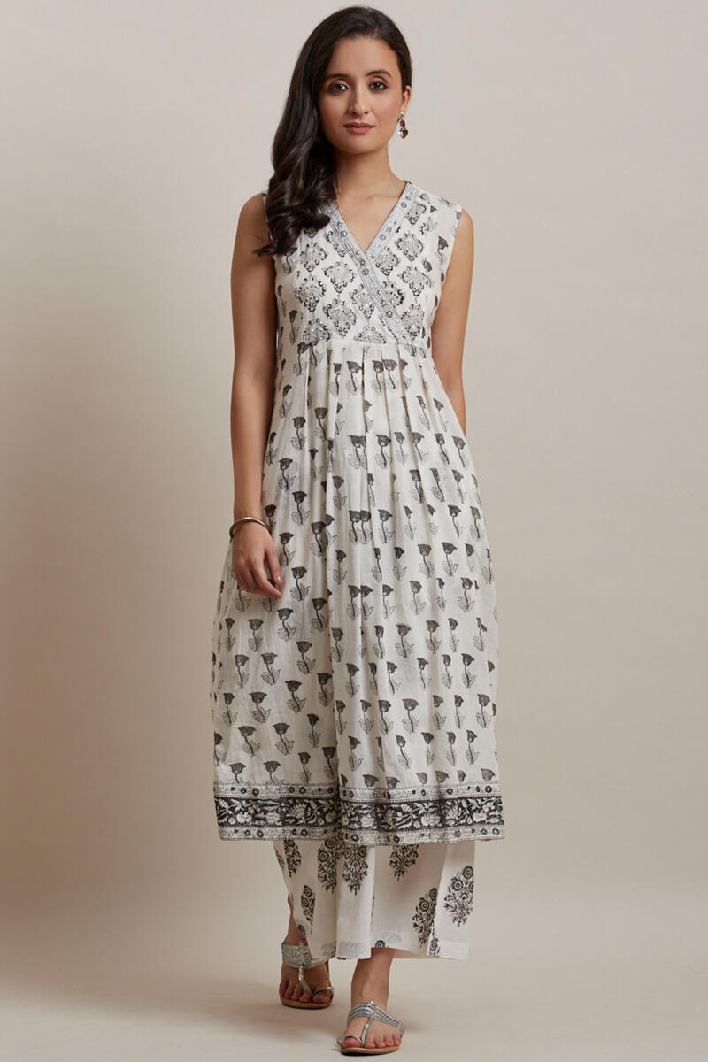 Zoya kurtis online on sale