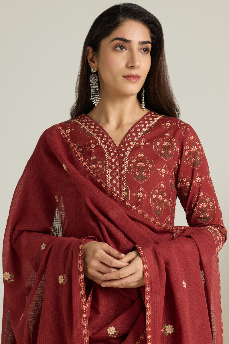 Maroon Handcrafted Kota Dupatta