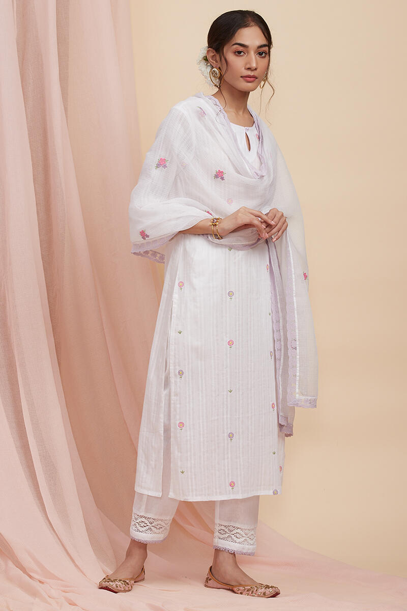 White Handcrafted Kota Dupatta
